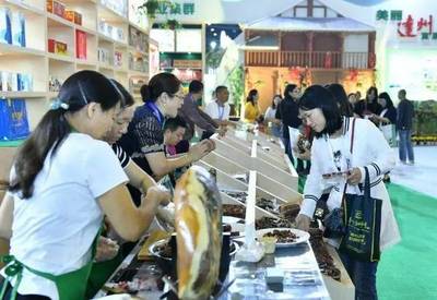 農(nóng)博會上的達州味道 300多種特色農(nóng)產(chǎn)品引領(lǐng)消費新潮